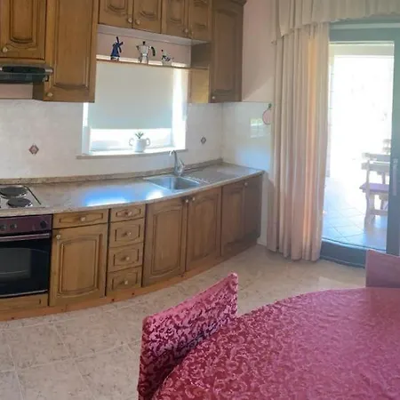 Leo Apartman - Vil * Račišće